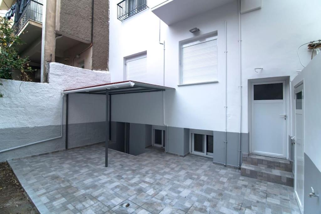 Downtown Rare And Modern Two Storey Building Athènes Extérieur photo