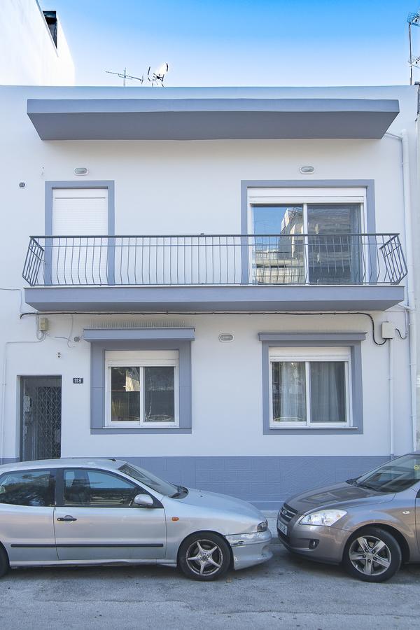 Downtown Rare And Modern Two Storey Building Athènes Extérieur photo