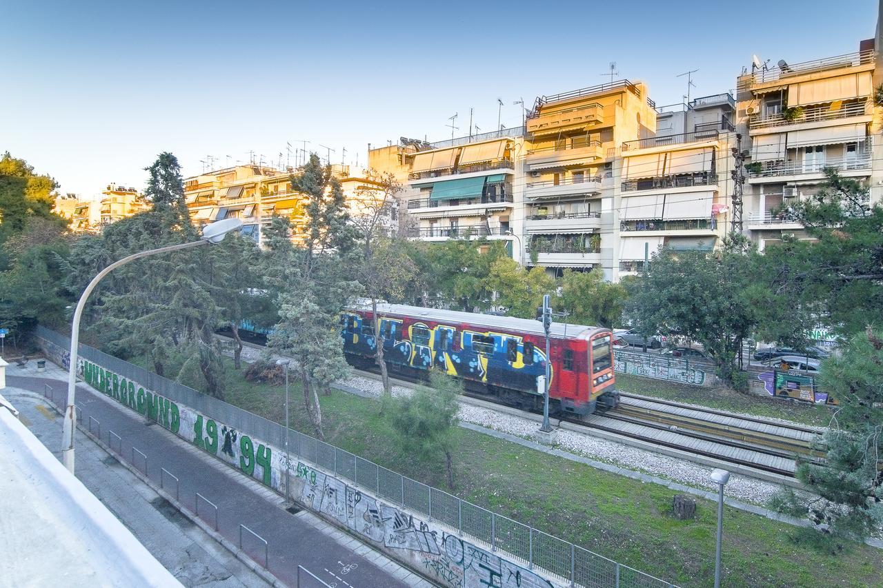 Downtown Rare And Modern Two Storey Building Athènes Extérieur photo